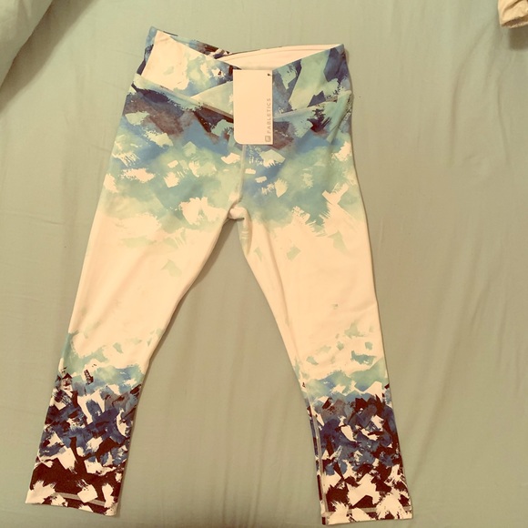 Fabletics Other - Fabletics crop athletic pants size XS